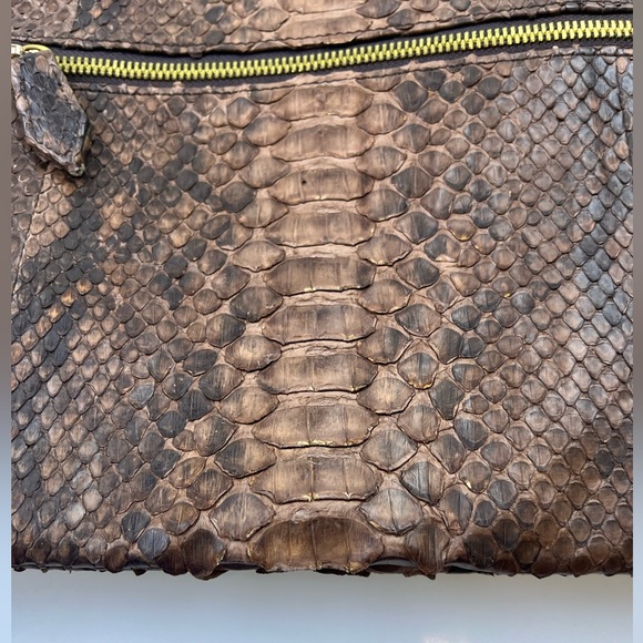 Brown Snakeskin Print Chain Strap Bag N219-35 - Picture 2 of 7